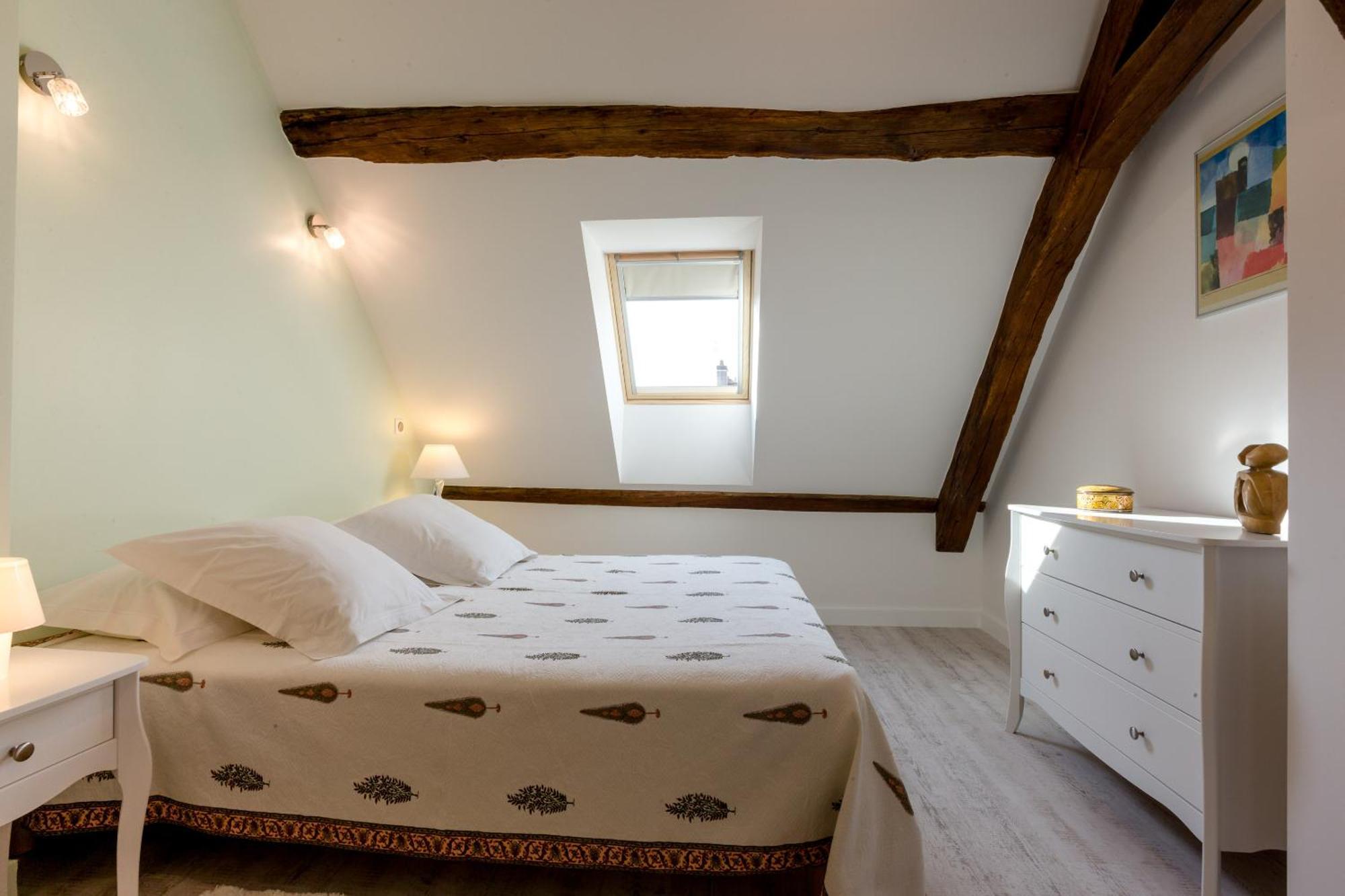 Residence Beaune Sweet Home, 4 Appartements D'Exception Avec Parking Inclus Ruang foto