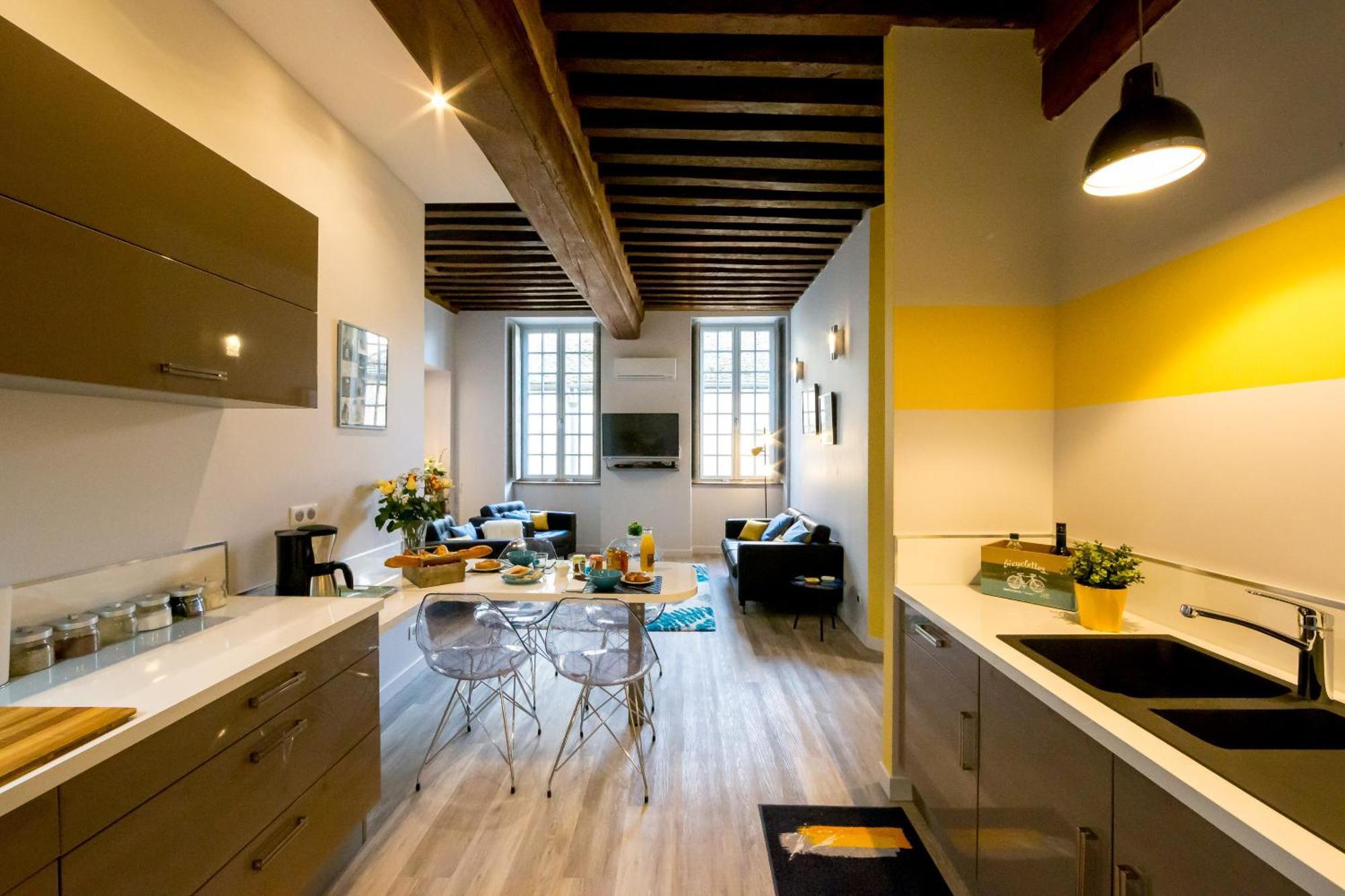 Residence Beaune Sweet Home, 4 Appartements D'Exception Avec Parking Inclus Ruang foto